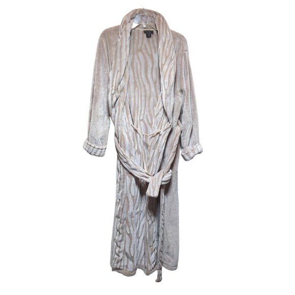 Natori Sherpa Robe Sz L Nude Fluffy Comfortable Classic Plush Mob Wife MRP $140 - Picture 3 of 4